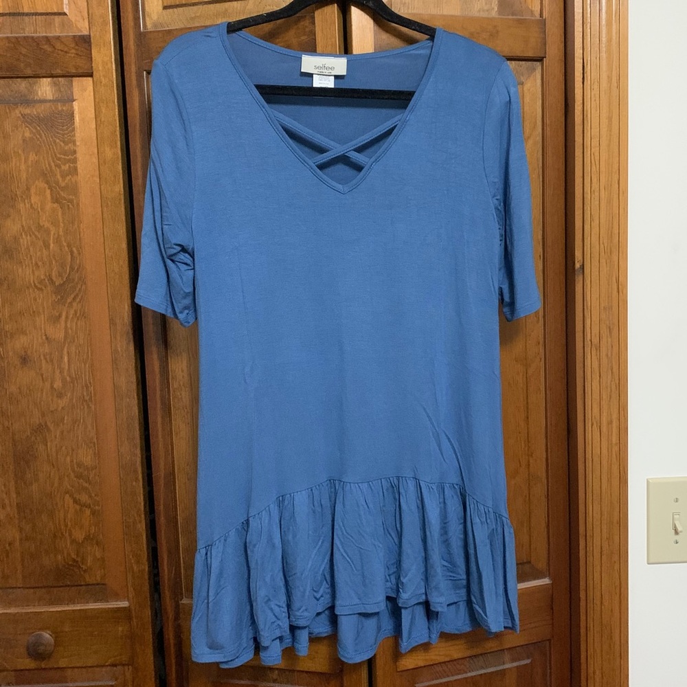 Blue tunic perfect for spring